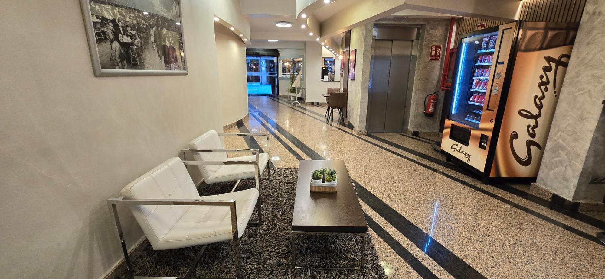 Hotel Nuevo Triunfo Barcelona Kültér fotó